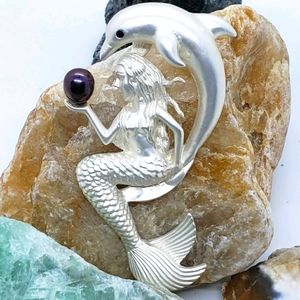 Mermaid & Dolphin Pearl Necklace